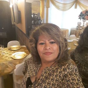 Meet your Posher, Arminda